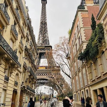 Apartmán Au Pied De La Tour Eiffel Paříž Exteriér fotografie