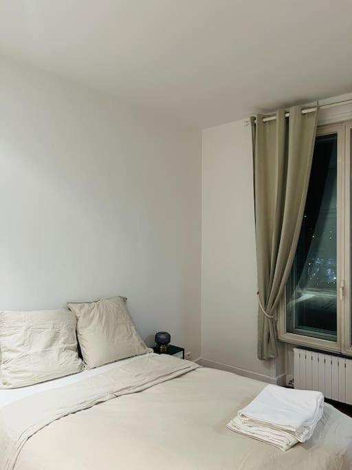 Apartmán Au Pied De La Tour Eiffel Paříž Exteriér fotografie