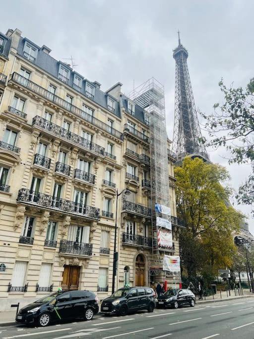 Apartmán Au Pied De La Tour Eiffel Paříž Exteriér fotografie